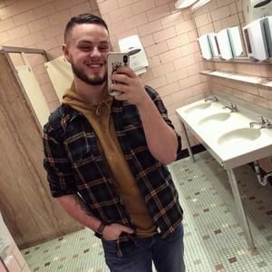 Meet your Posher, Chase